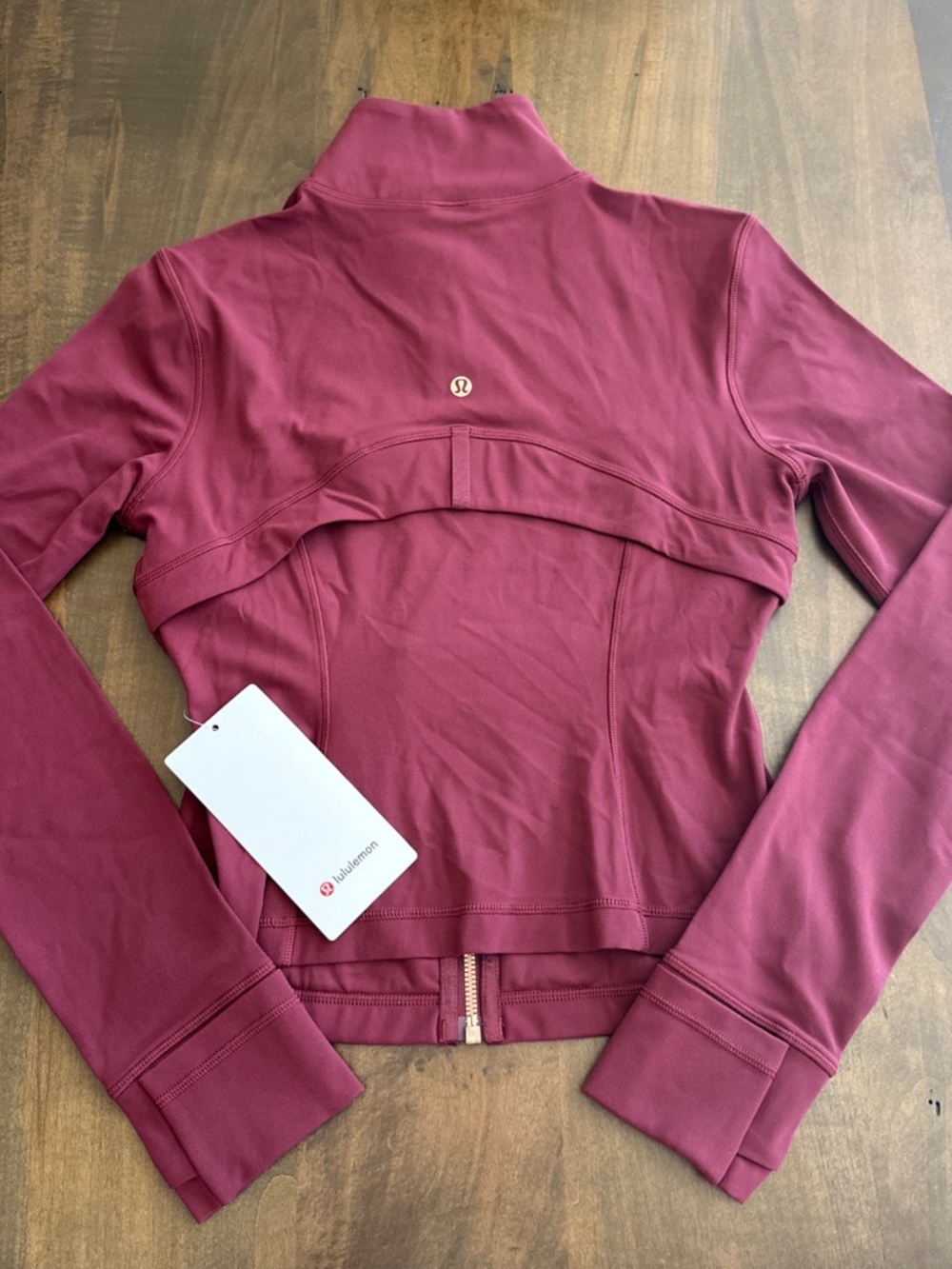 LULULEMON DEFINE CROPPED JACKET NULU BURGUNDY BAY/ROSE GOLD SZ 8 NEW - Picture 6 of 6